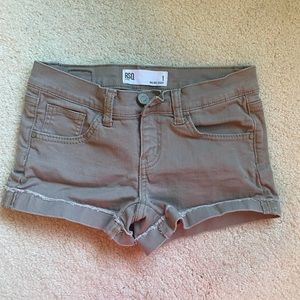 Tilly’s tan jean shorts